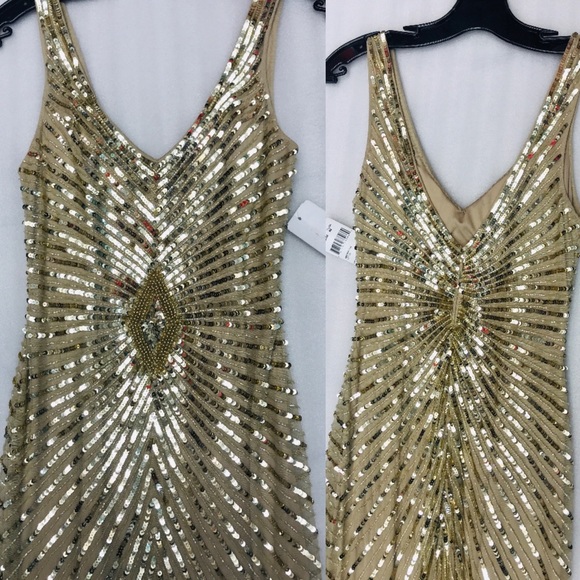 Aidan Mattox Metallic Chevron Sequin sleeveless long gown - Picture 6 of 11